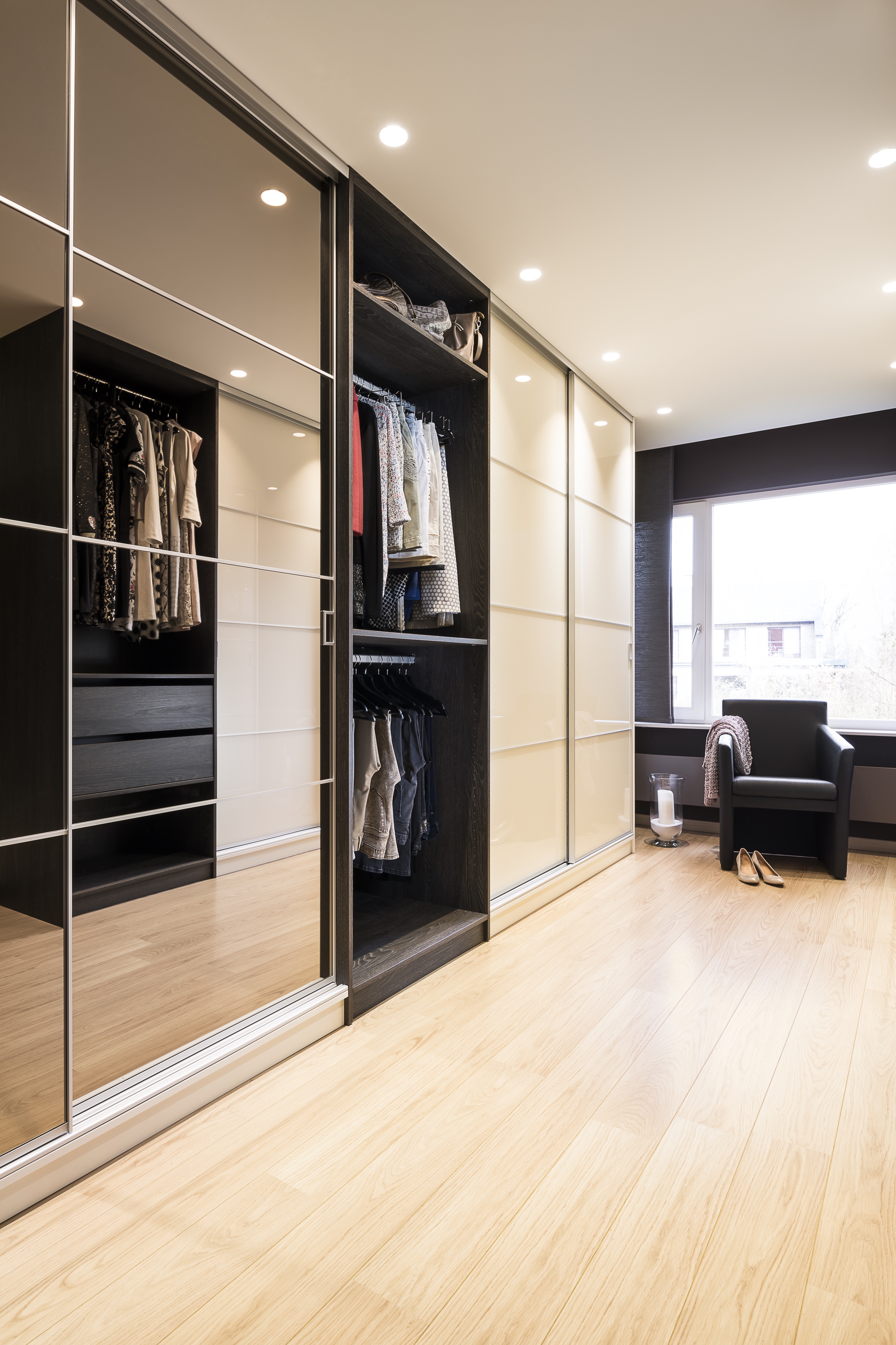 SCHUIFDEURKAST_SLAAPKAMER20__PORTES_COULISSANTES_SALLE_A_COUCHER20.jpg
