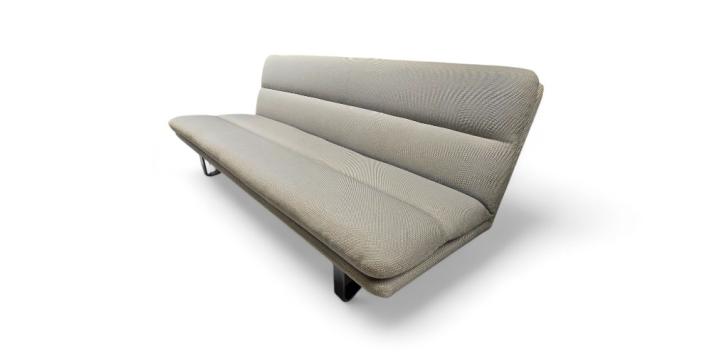 Artifort C 683 sofa by Kho Liang Le